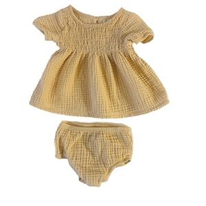 💖5/$25 SALE💖 Gerber Baby Girl Cream Bubble Top Set